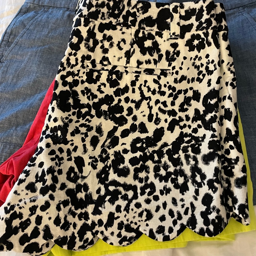 NWOT j.Crew black and white leopard print scalloped shorts.